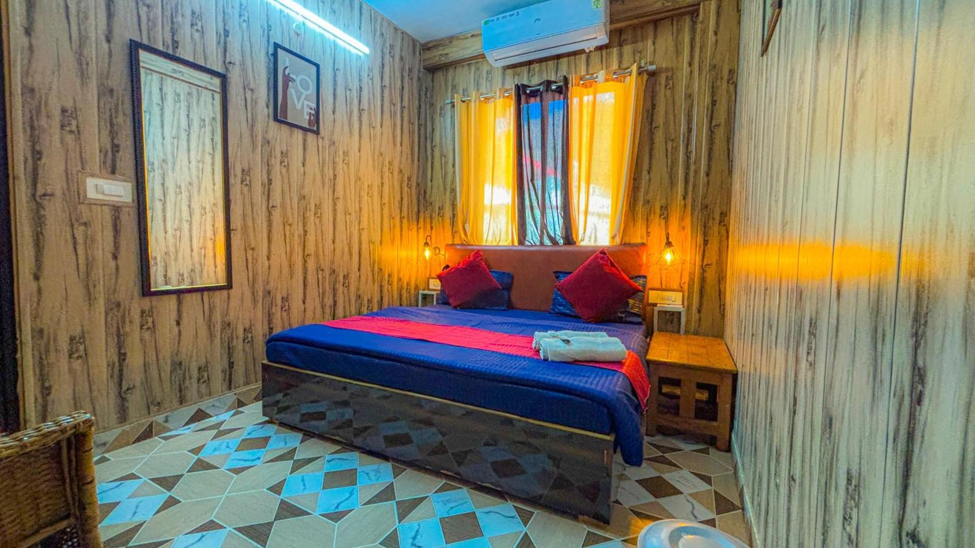Skyard Rishikesh, Laxman Jhula Hostel ภายนอก รูปภาพ