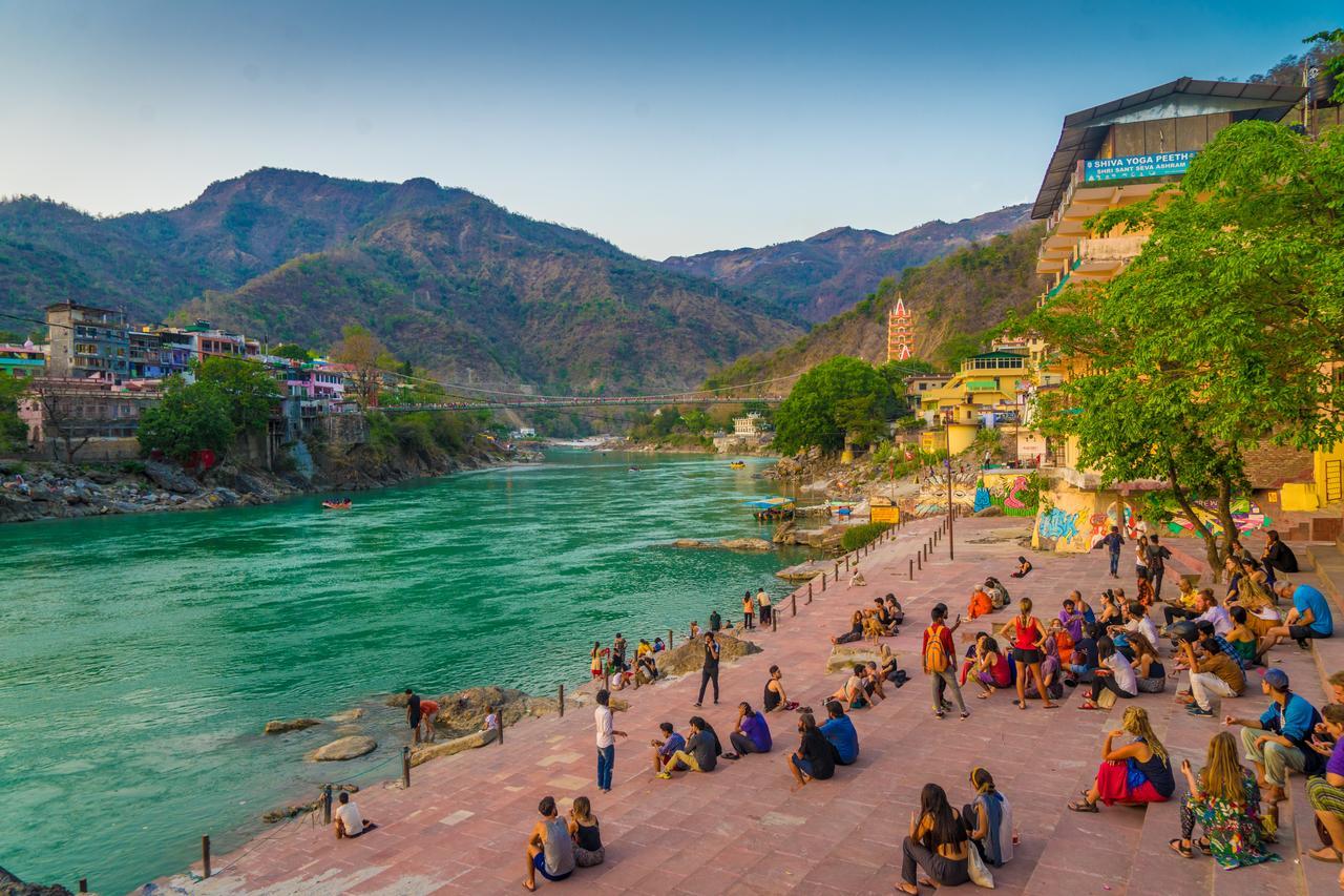 Skyard Rishikesh, Laxman Jhula Hostel ภายนอก รูปภาพ