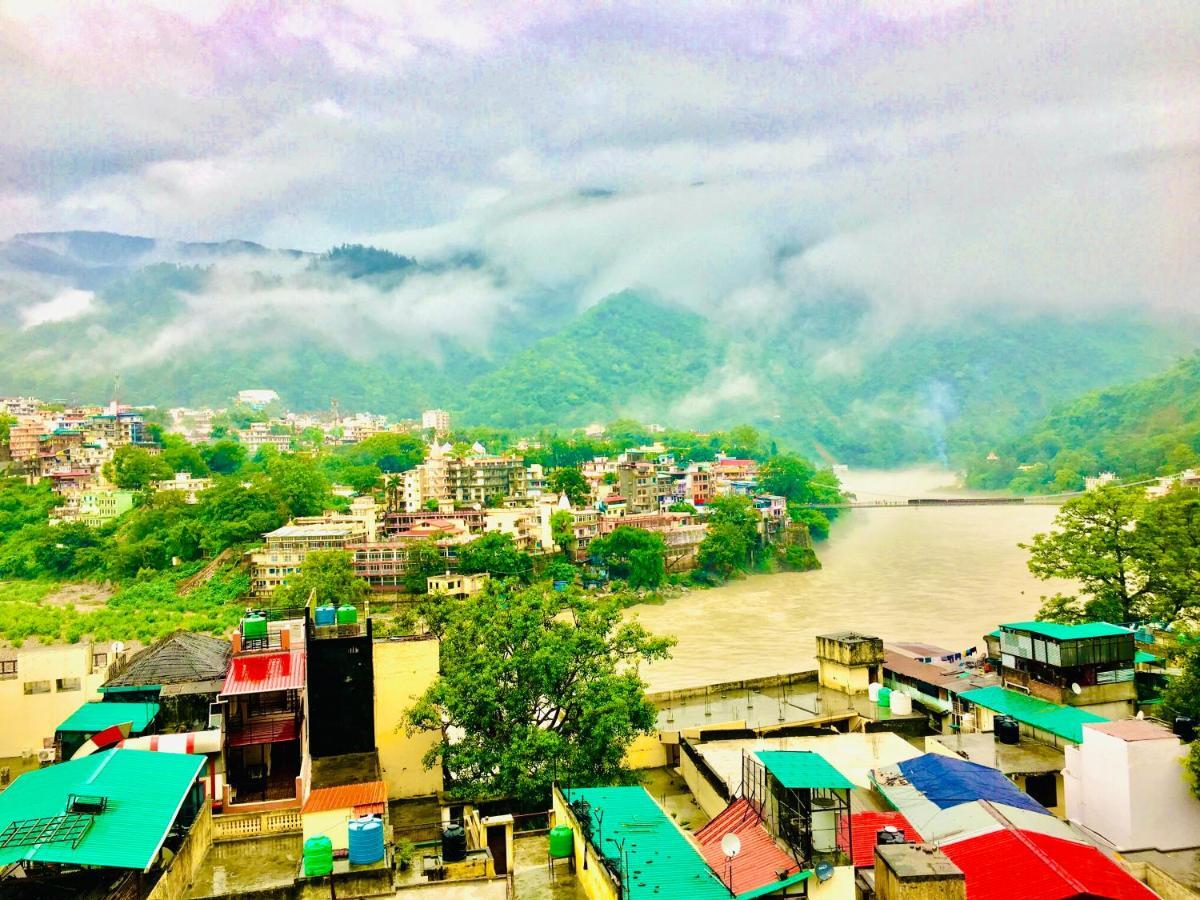 Skyard Rishikesh, Laxman Jhula Hostel ภายนอก รูปภาพ